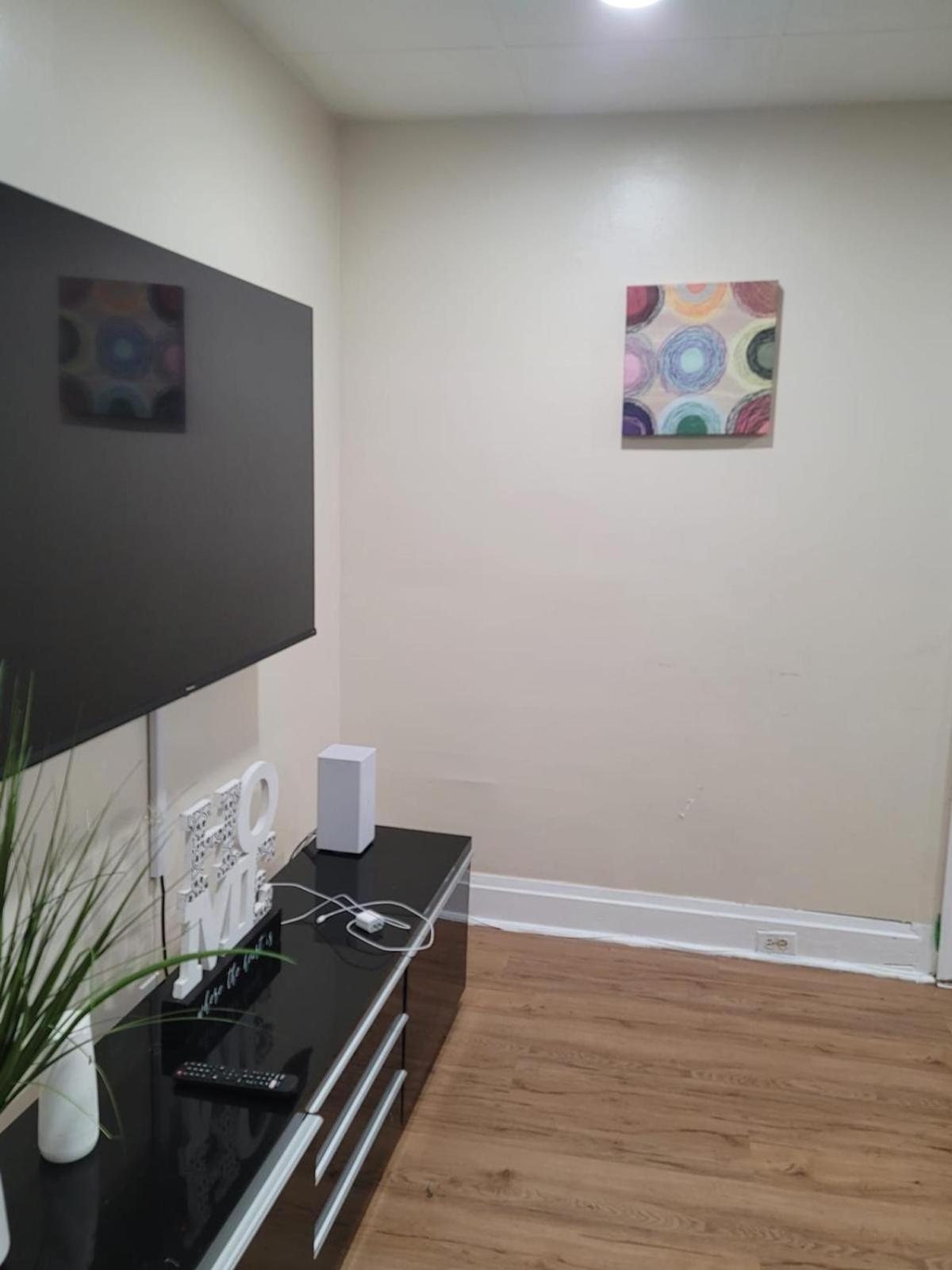 Z & Z Apartment 뉴어크 외부 사진